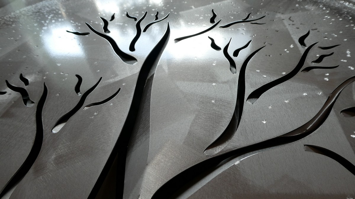 dzīvības koka gleznas detaļa - metāla attēls