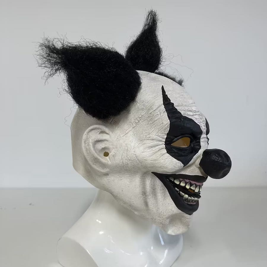 Baigā klauna maska ​​karnevālam